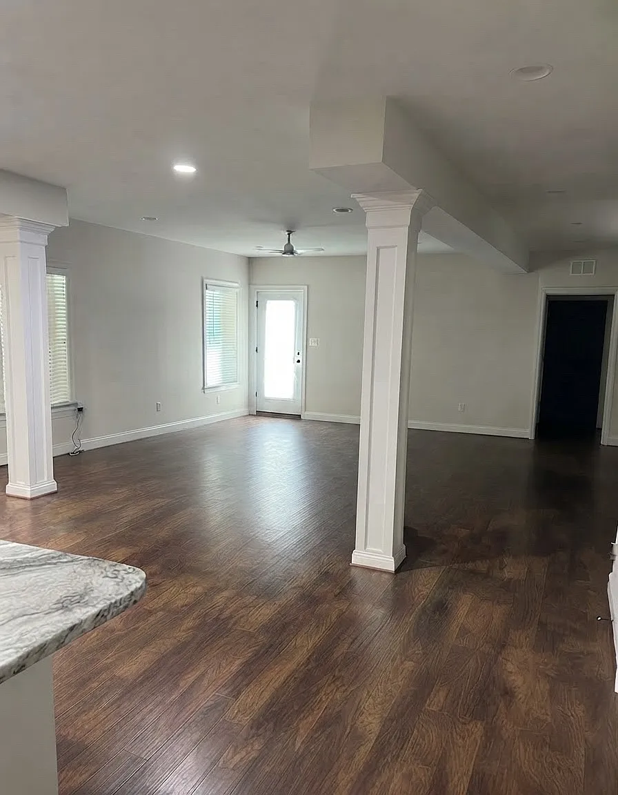 2 bed, 1.5 bath, 1750 sqft, $2,200 — Photo 3