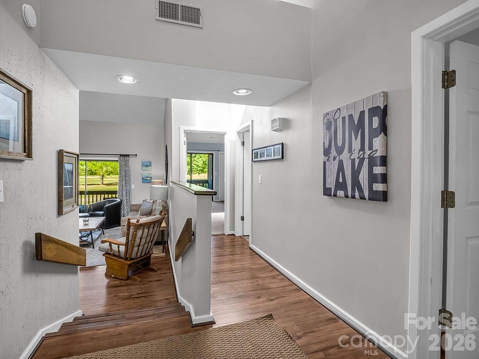 1st image of 182 W Lake Dr S #1403