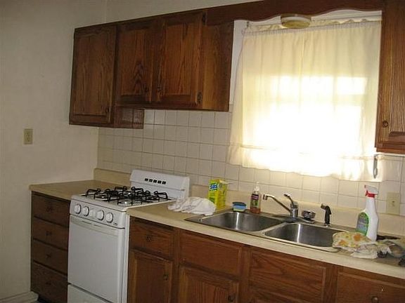 3rd image of 241 Haller Ave