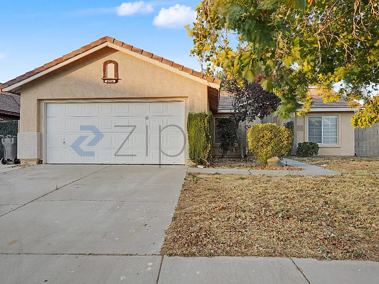 43516 32nd St E — Photo 1