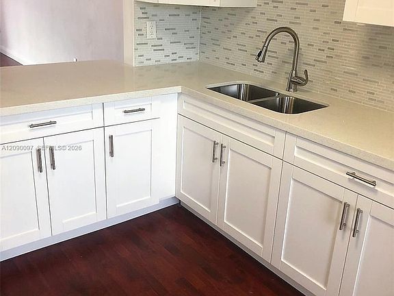 5th image of 18900 NE 3rd Ct APT 515