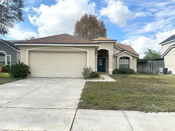 1571 Margarete Crescent Dr, Apopka, FL 32703