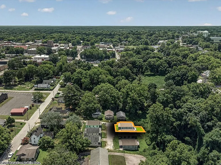 403 Spring Ct — Photo 36