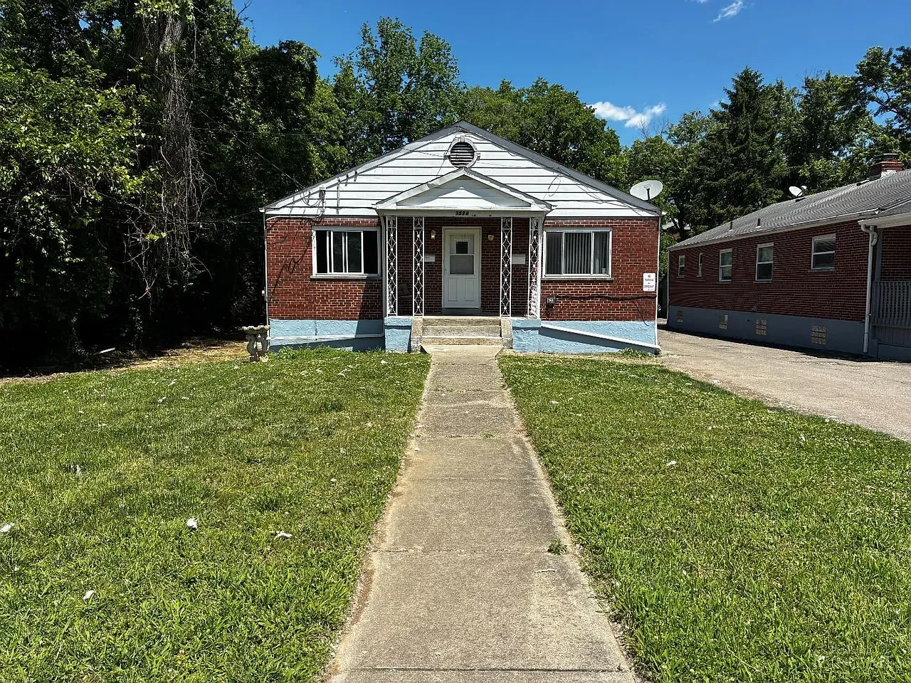 2 bed, 950 sqft, $1,650 — Photo 1
