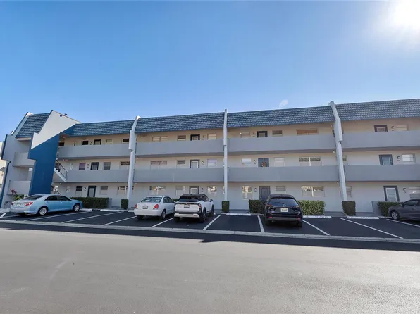 7787 Golf Circle Drive #312, Margate, FL 33063