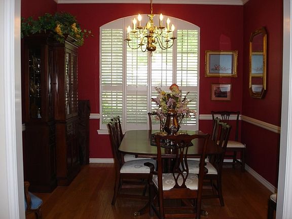 4th image of 5901 Plantation Dr