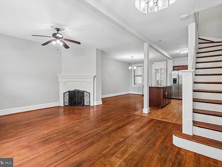 4605 Georgia Ave NW — Photo 3
