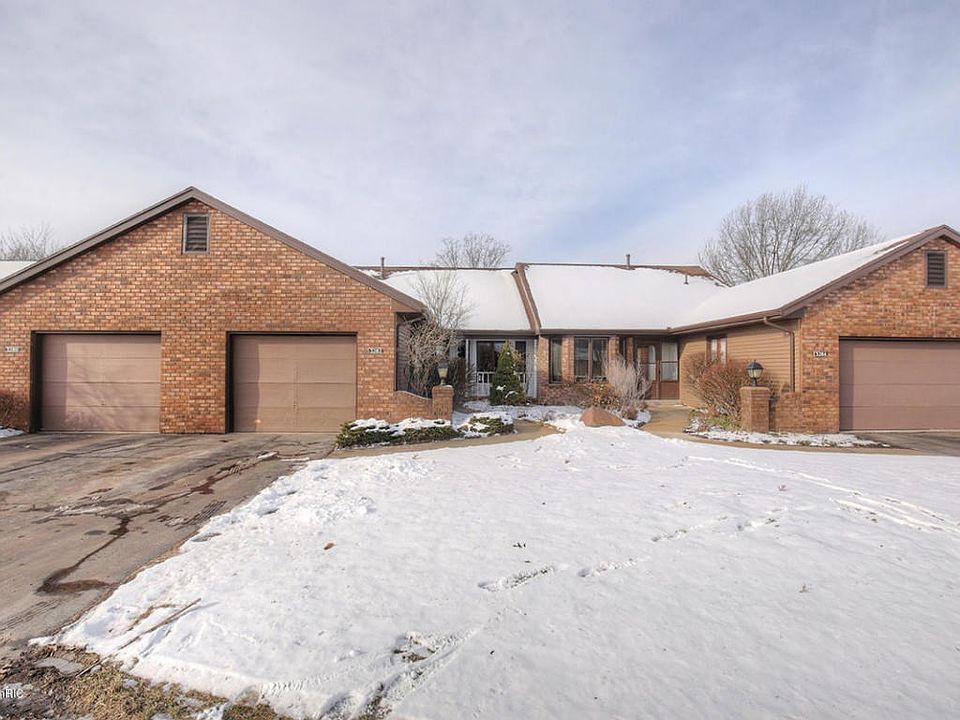 3282 Johnson Court SW #18 Front