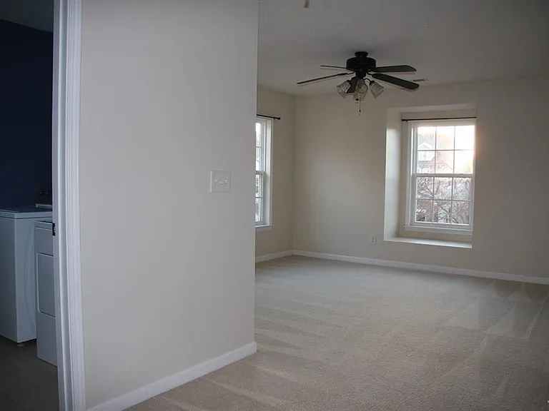 222 Northlands Dr — Photo 15