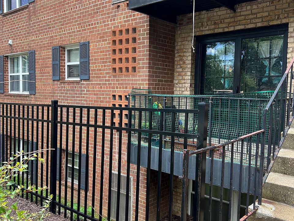 2nd image of 424 N Armistead St APT 101