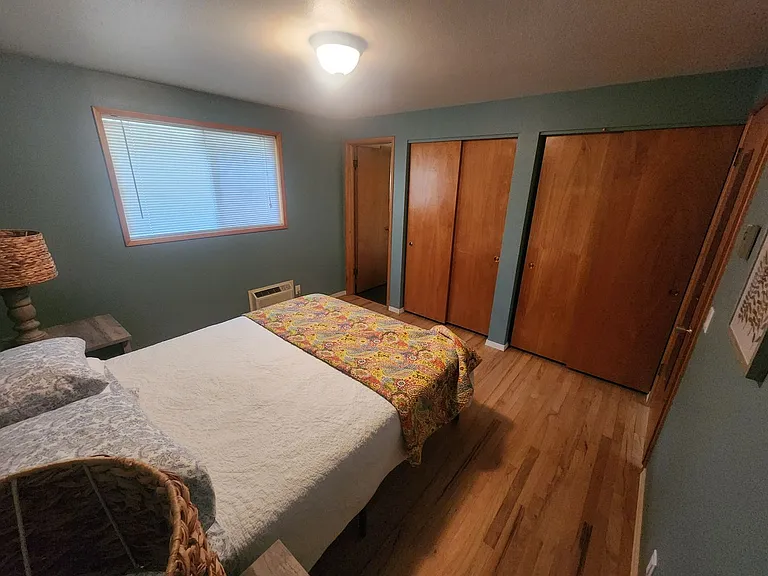 520 SE Highland Way — Photo 8