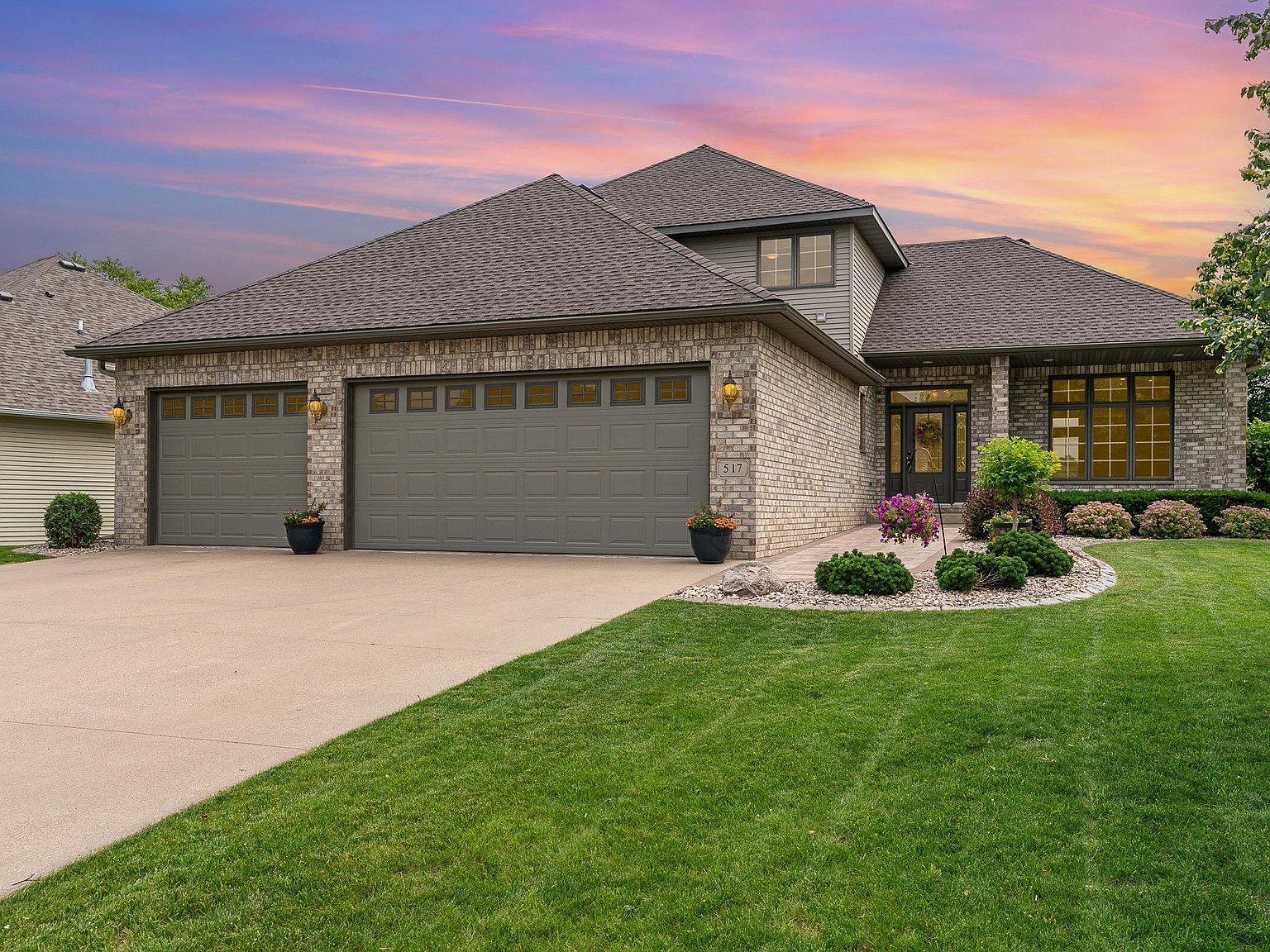 517 Redpoll Ave SE, New Prague, MN 56071 | Zillow