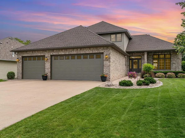 517 Redpoll Ave SE, New Prague, MN 56071