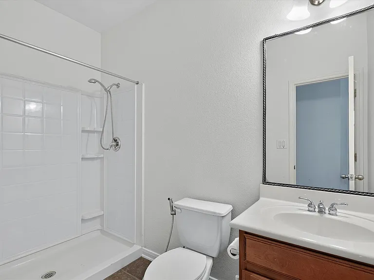 15324 Interlachen Dr — Photo 20