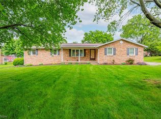 3191 Laurelridge St NW, Uniontown, OH 44685