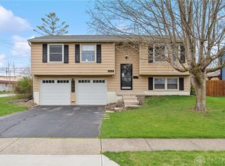 198 Ne Cir, Englewood, OH