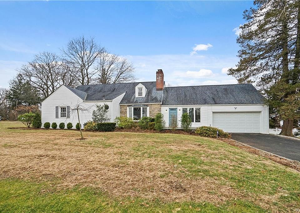 1st image of 24 Mayfair Way