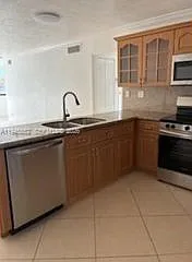 2950 SW 3rd Ave — Photo 9