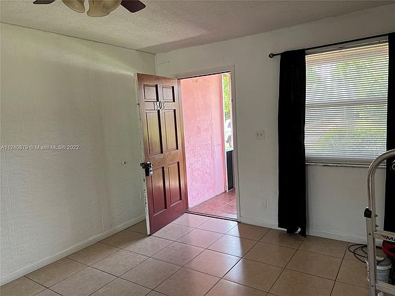 4th image of 1503 N 57th Ter #0