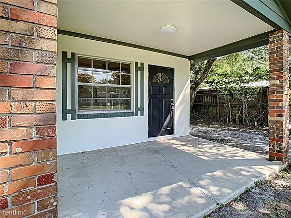 3rd image of 1731R W Perio St