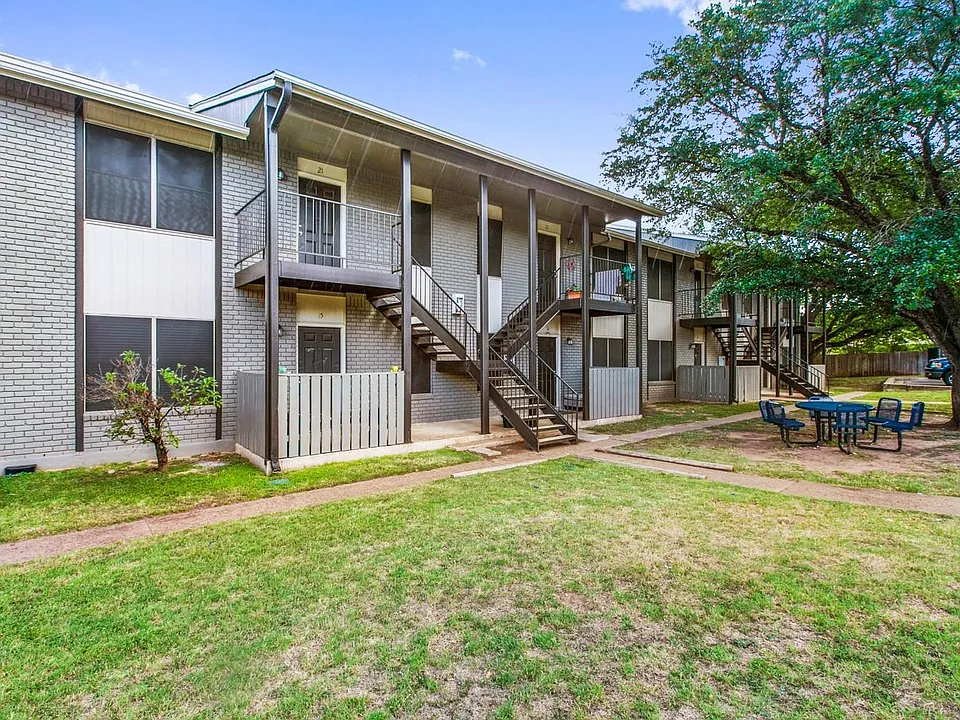 11519 Pecan Creek Pkwy #17
