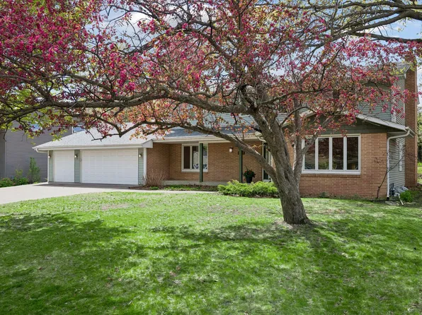 8817 Westmoreland Ln, Saint Louis Park, MN 55426