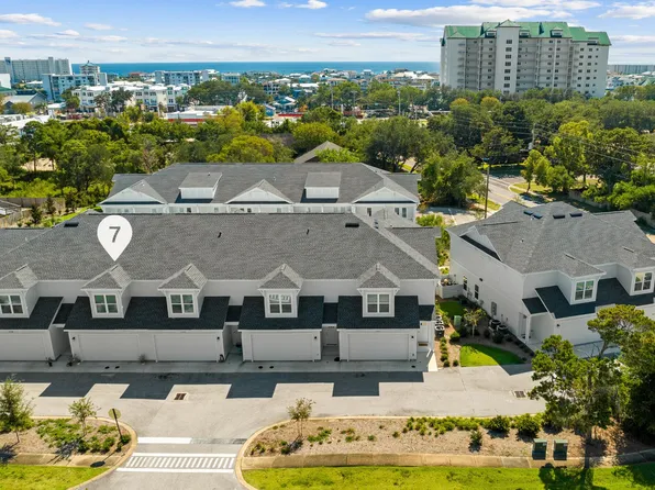 100 Beach Dr Unit 7, Destin, FL 32541