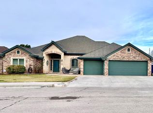 8 Abigail Dr, Andrews, TX 79714