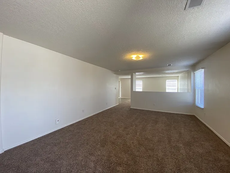 2173 Sagecrest Loop NE — Photo 2