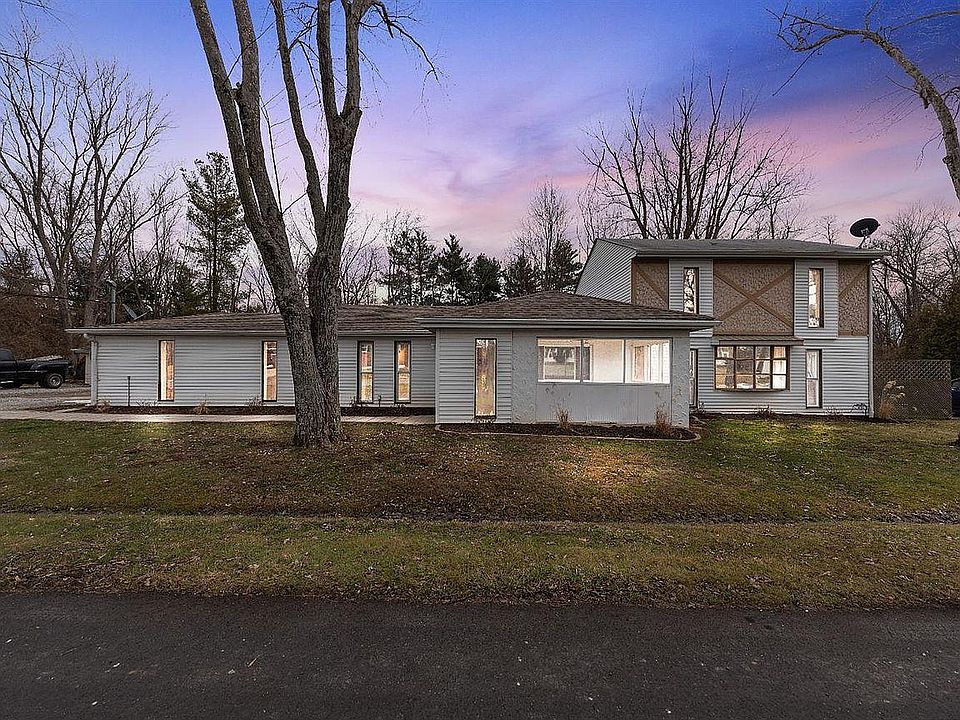 1st image of 4398 Helena Dr