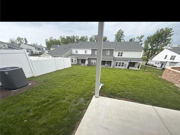 7048 Dunton Rd — Photo 22