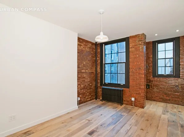 195 Prince Street image 1 of 7