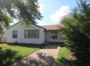 1216 Jet Dr, Midwest City, OK 73110