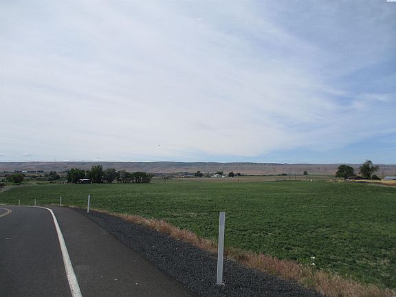 5th image of 699 Cummins Rd