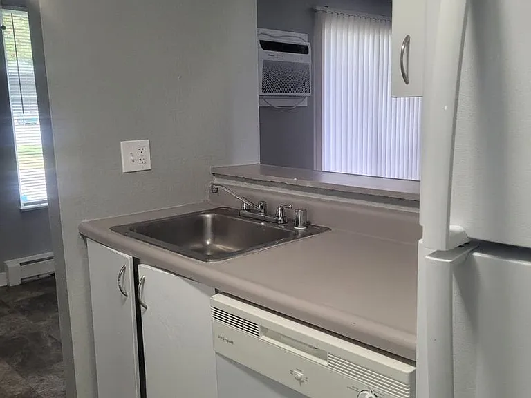 601 S Kent St — Photo 29