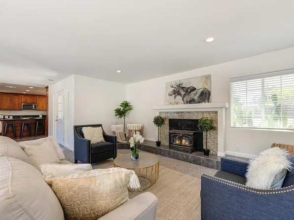 8236 Lee Dr, Citrus Heights, CA 95610