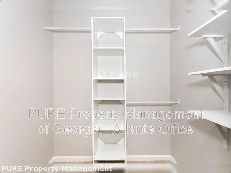 553 Scrooch Ct — Photo 19