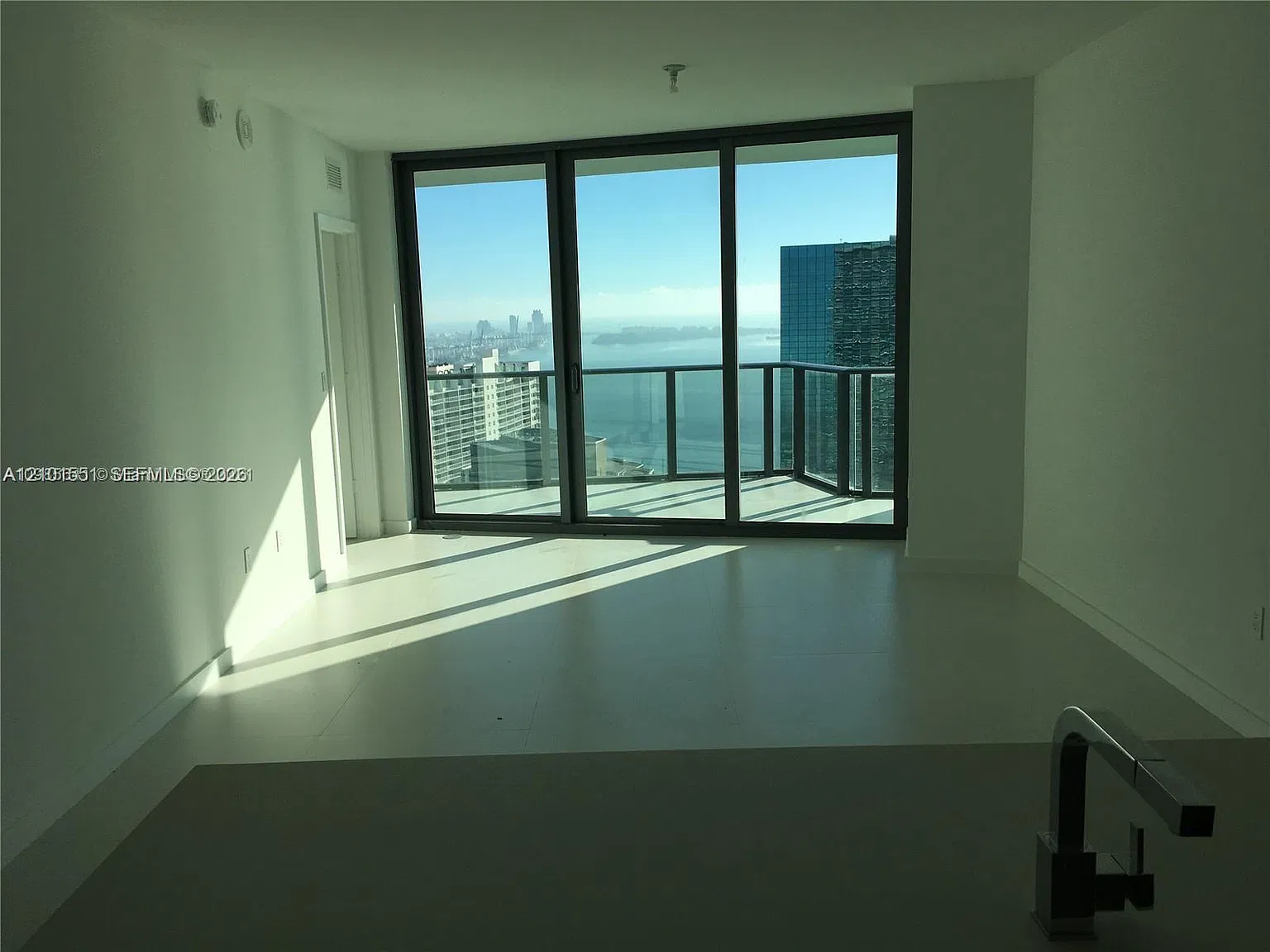 Sls Brickell — Photo 3