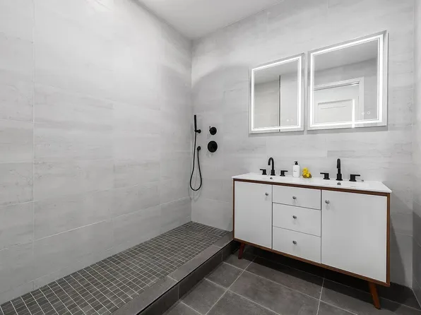 136 14th Street image 6 of 9