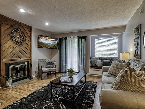 2nd image of 1260 Ski View Dr #3102