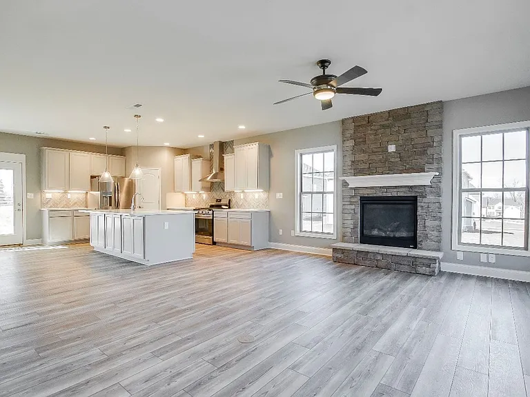 206 Belden Trl — Photo 8