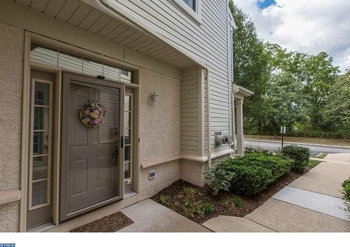 1st image of 307 Dresher Woods Dr