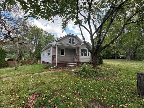 4719 S Main St, Akron, OH 44319