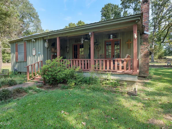 1236 Jack Johnson Rd, Terry, MS 39170