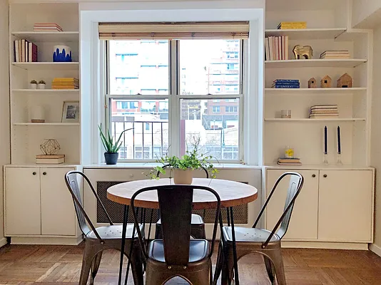 Sold by Compass | media 2