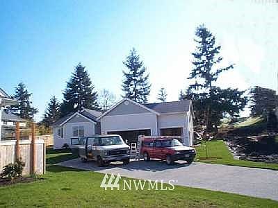 1st image of 4725 215th Court E