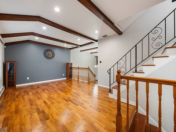 5th image of 856 Mitchell Ave