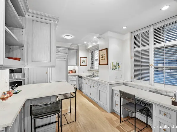 447 East 57th Street image 10 of 19