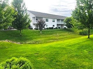 4th image of 11601 Alpine Dr