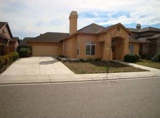 1716 Heartnut Way, Hughson, CA